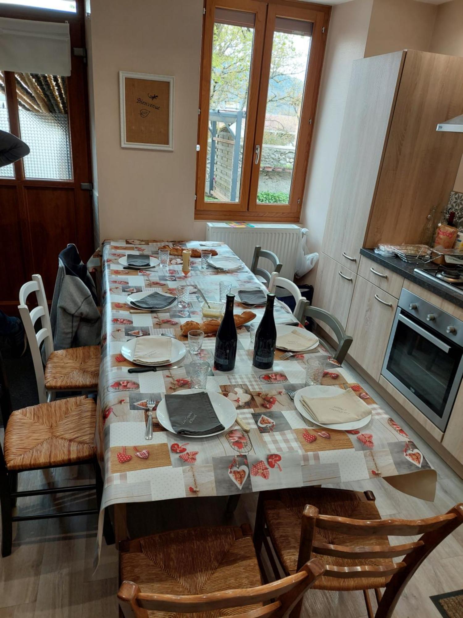 Вілла Les Copains D'Abord Beaucroissant Екстер'єр фото